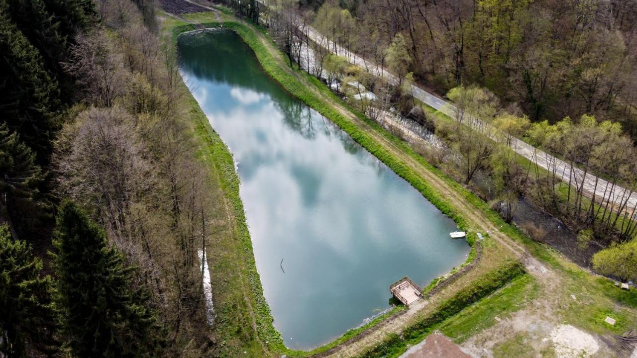 Hotel Valea Lui Liman Tomesti  Exteriér fotografie